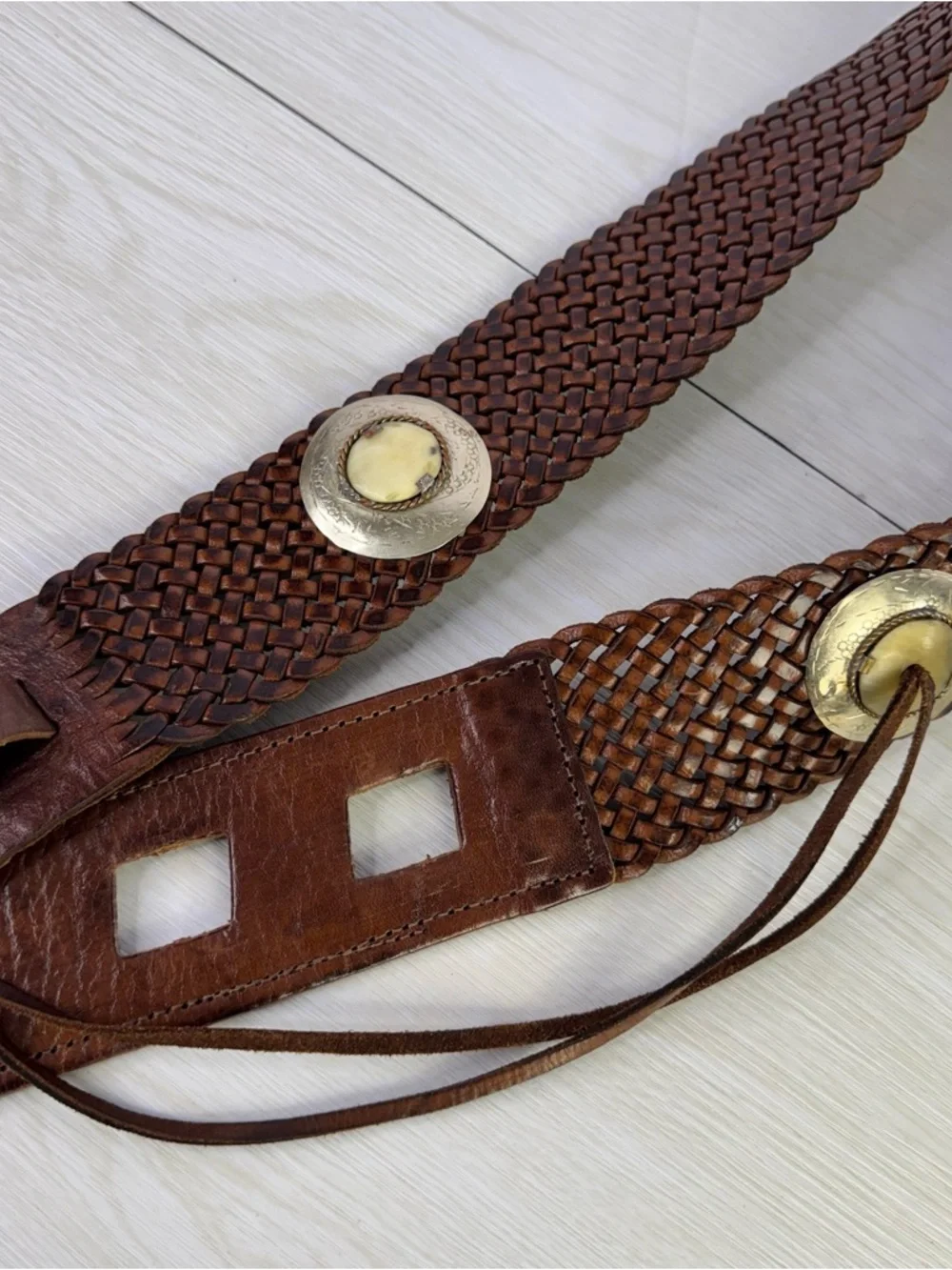 Vintage Woven Leather Waist Belt: Bohemian Western Cowgirl Style - Picture 7 of 8